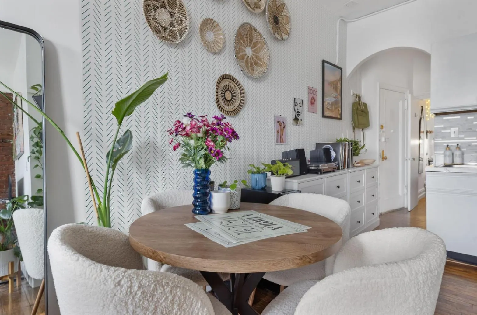 Union Square Sanctuary - Chic One Bedroom Retreat In Downtown Manhattan New York Apartment